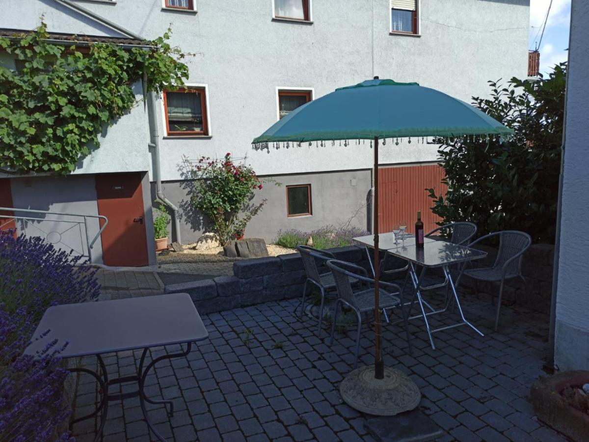 Romantische Ferienwohnung Rheingold 50 Qm Fuer 2 Bis 4 P Bacharach Bagian luar foto