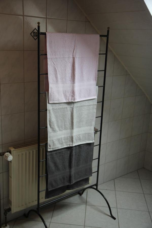 Romantische Ferienwohnung Rheingold 50 Qm Fuer 2 Bis 4 P Bacharach Bagian luar foto