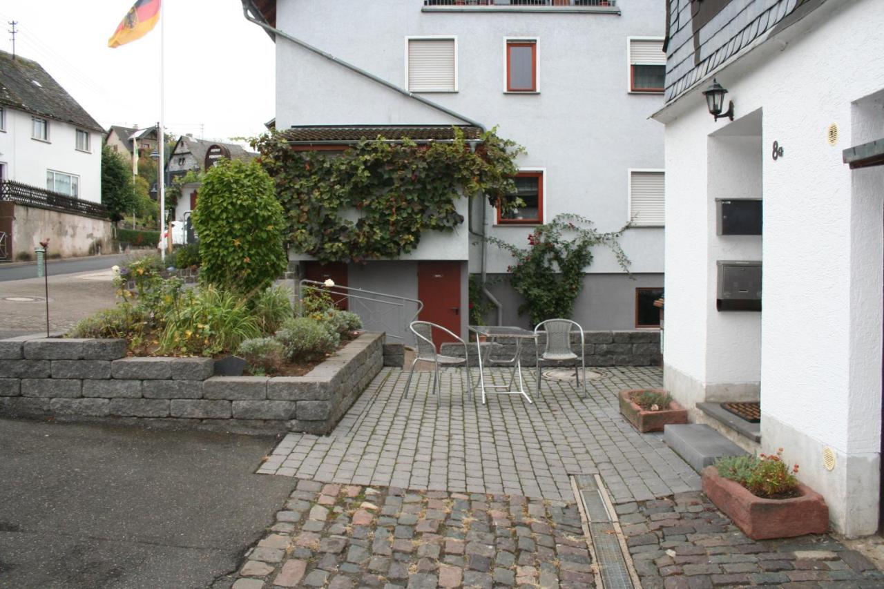 Romantische Ferienwohnung Rheingold 50 Qm Fuer 2 Bis 4 P Bacharach Bagian luar foto